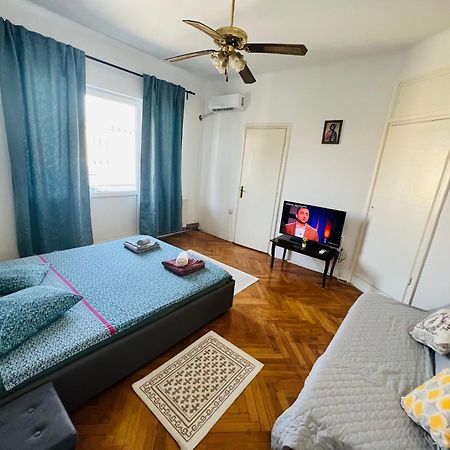Unirii Downtown Apartment Бухарест Экстерьер фото